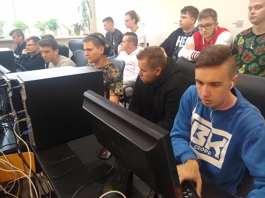 Zespół Szkół we Wroniu