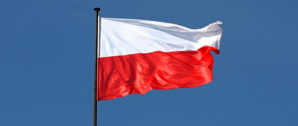 FLAGA, GODŁO, HYMN. JAK DBAĆ O SYMBOLE NARODOWE?