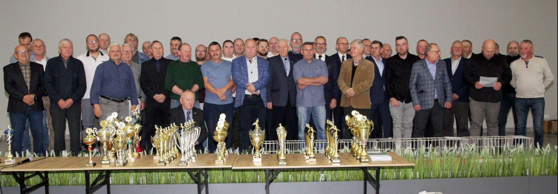 Gołębie, pasja i sukcesy – uroczyste podsumowanie sezonu PZHGP Oddział Wąbrzeźno w Myśliwcu