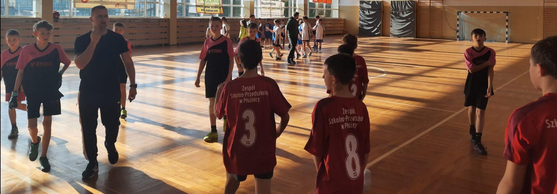 Powiatowe Igrzyska Dzieci w Halowej Piłce Nożnej Chłopców 2025