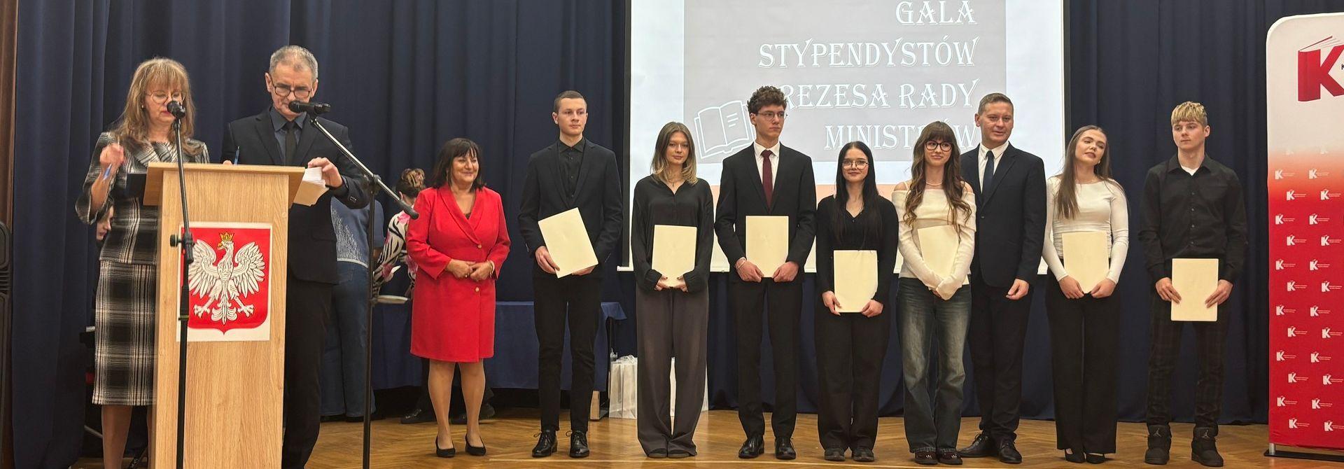 Uczennice z Wąbrzeźna uhonorowane Stypendium Prezesa Rady Ministrów !