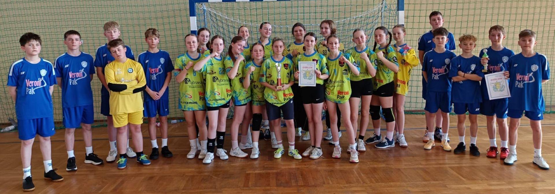 Powiatowe Igrzyska Dzieci w piłce ręcznej w Wąbrzeźnie